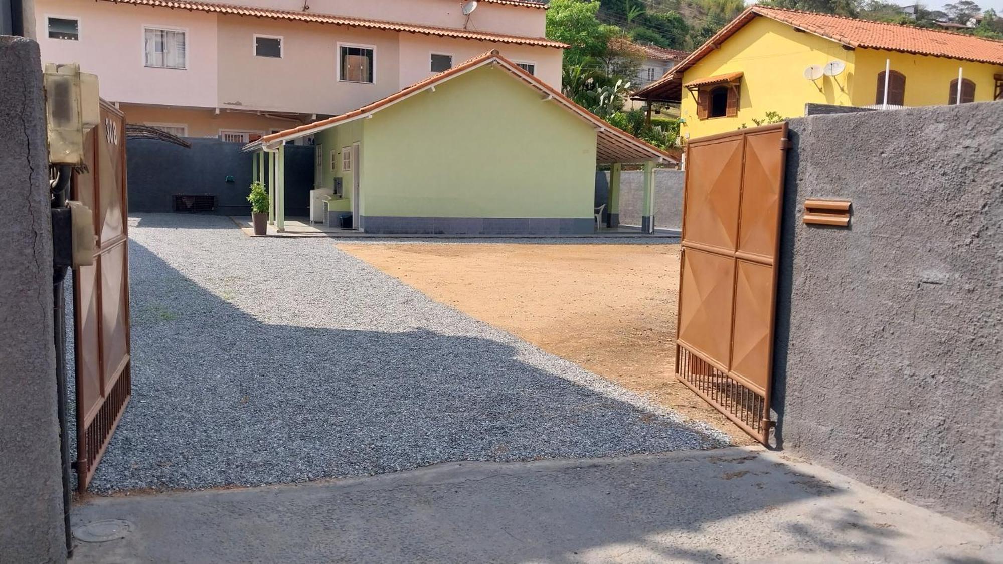 Casa Miguel Pereira